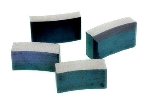 Forma de Gray Tile Or Arc Segment del carbón de leña de los imanes de barra de la ferrita de SrO 6Fe2O3