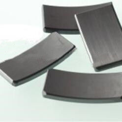 Imán de ferrita permanente de alta energía con alta coercitividad